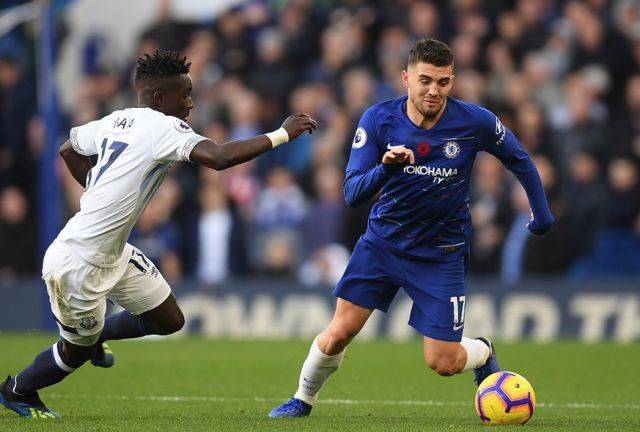 而是在与自 而是在与自