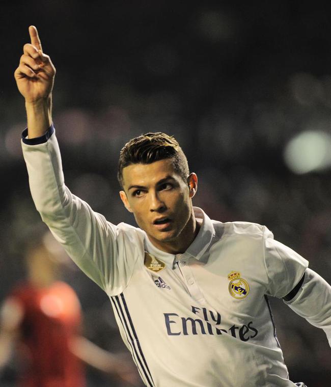 他利用队友 他利用队友