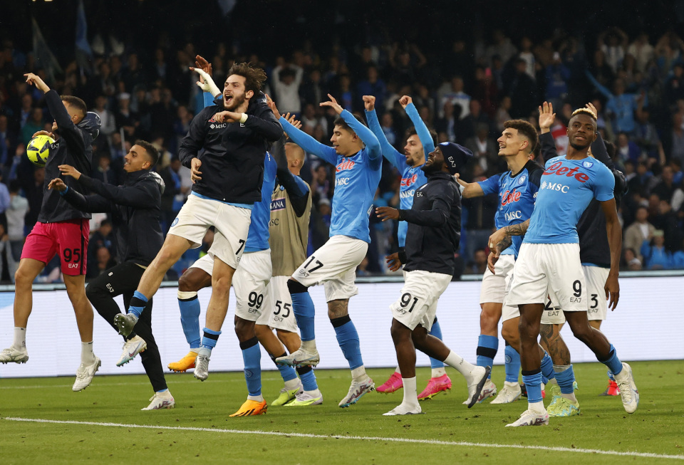 按下加速键 按下加速键